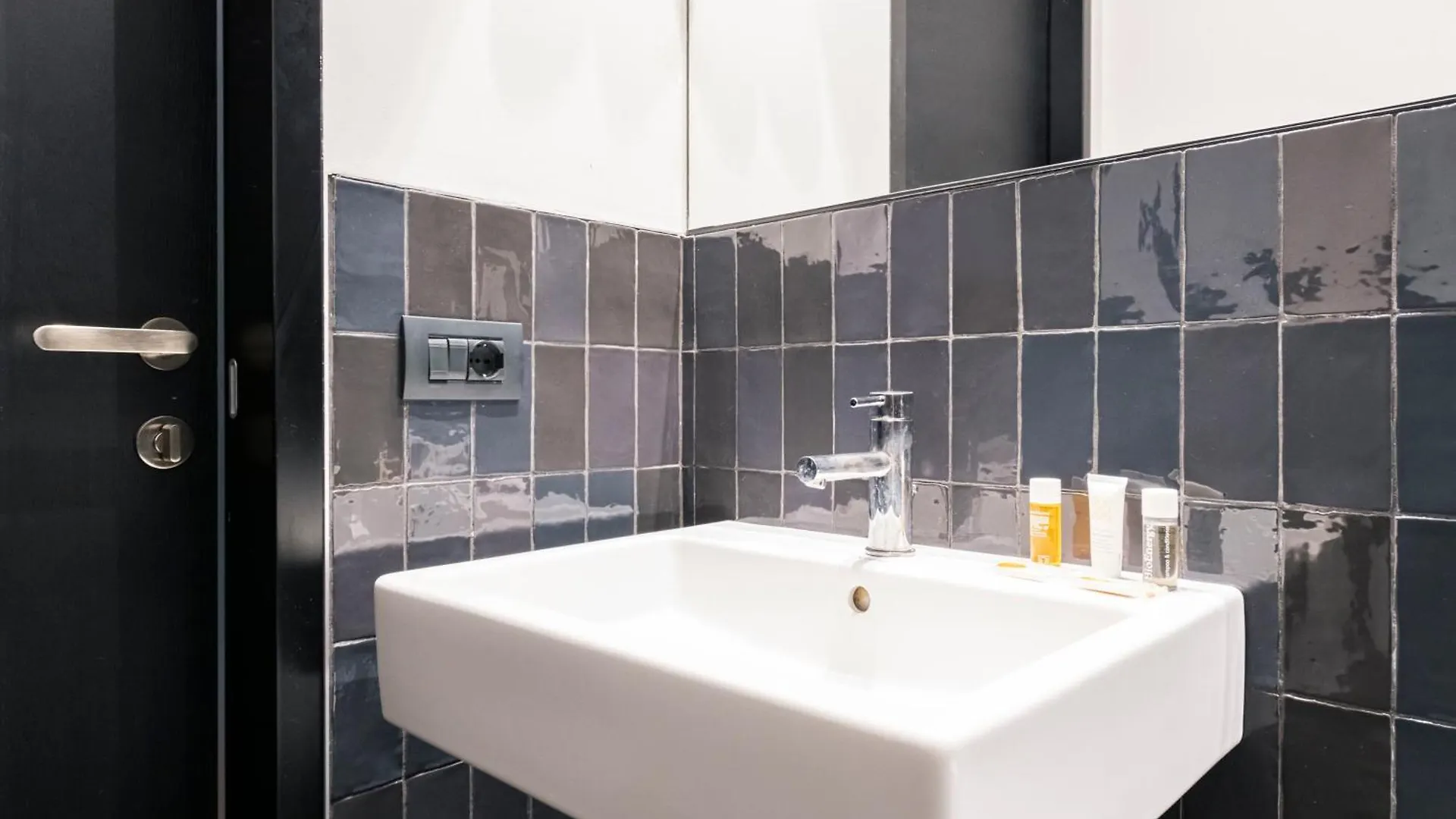 Easylife - Accogliente Monolocale In Corso Magenta Apartment Milan